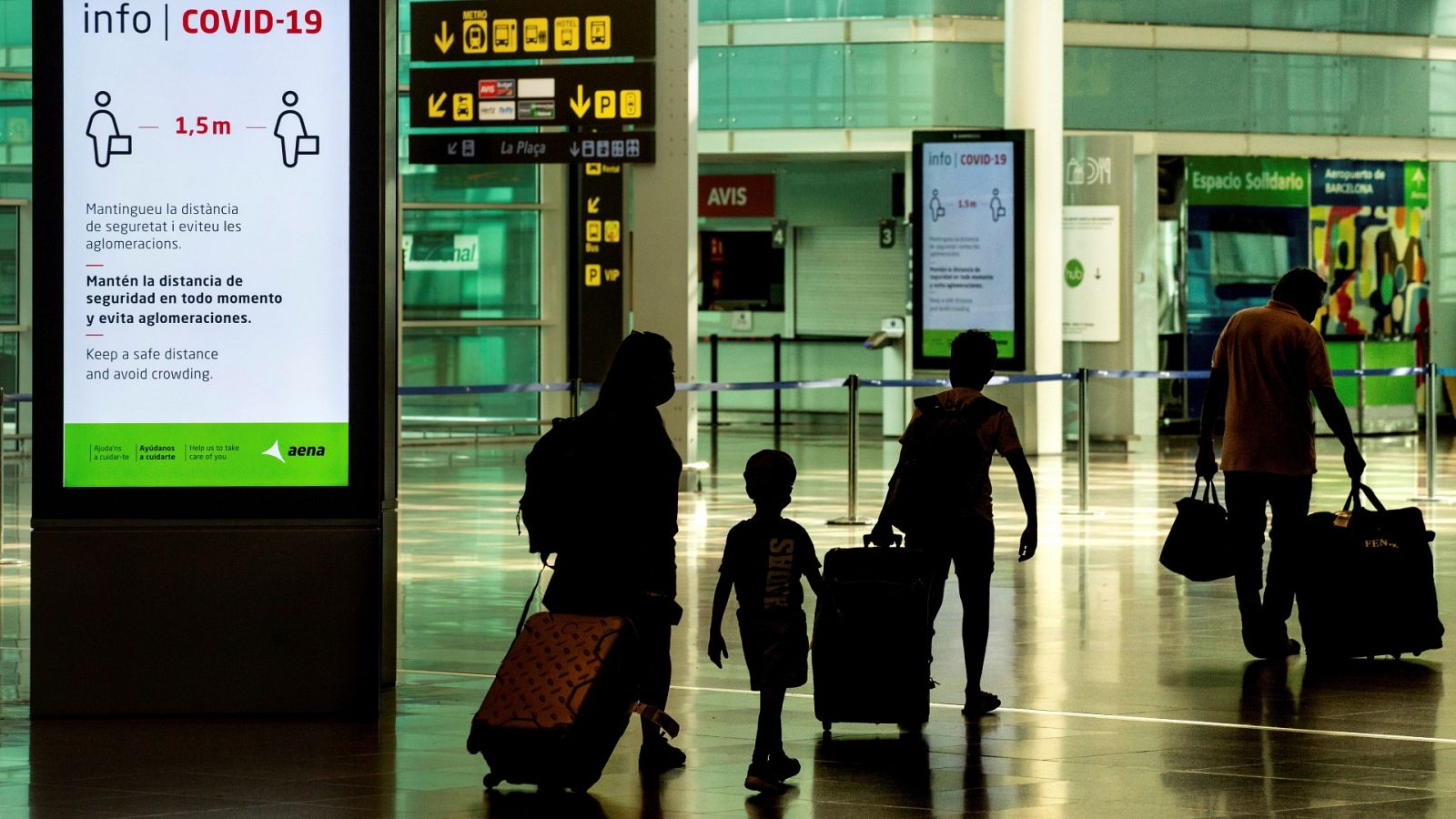 España abre sus fronteras a los turistas de Reino Unido la semana que viene y el 7 de junio a todos los viajeros vacunados