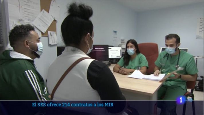 El SES ofrece 214 contratos a los MIR para cubrir vacantes