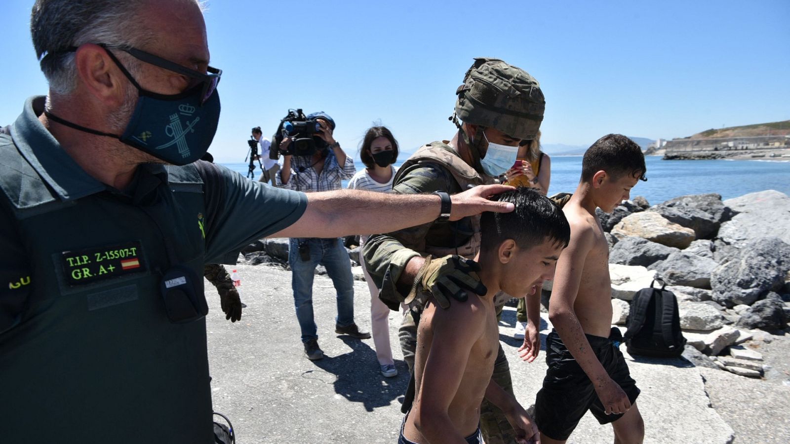 Muere un joven marroquí que se precipitó al vacío en el puerto de Ceuta