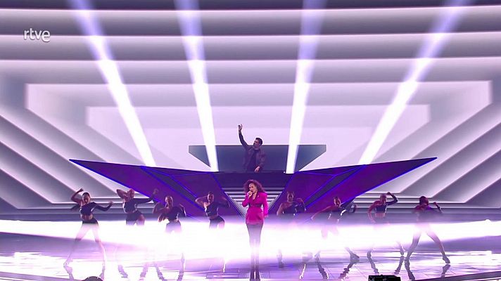 Eurovisión - Eurovisión 2021 - "Music bind us", el intervalo del DJ Afrojack con los cantantes Glennis Grace y Wulf