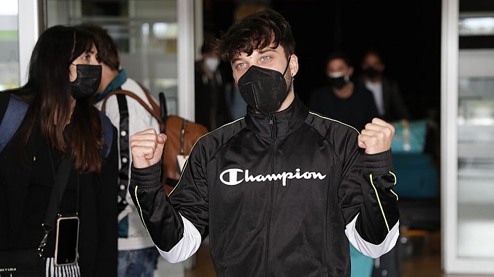 Eurovisión - Primeras declaraciones de Blas Cantó tras llegar a España