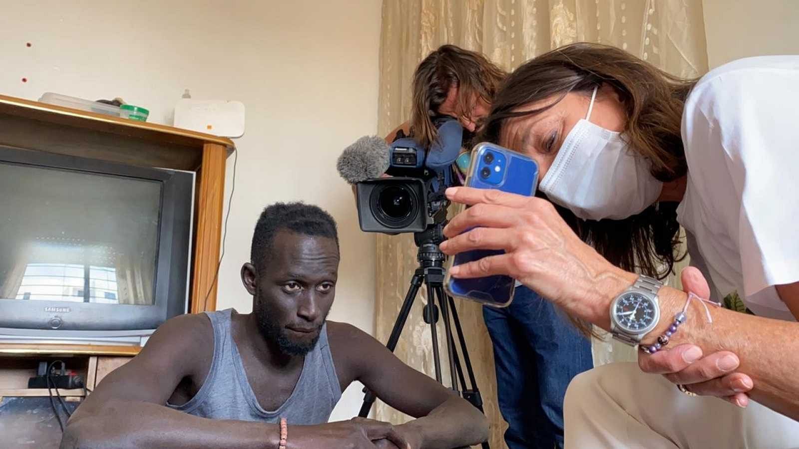 La historia de Abdou, el senegalés que abrazó a Luna: "Jamás podré olvidar su gesto"