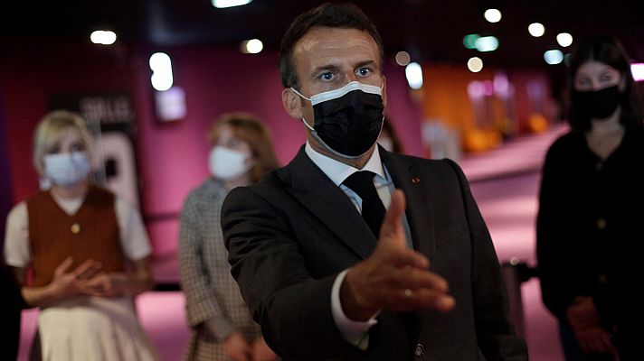 Telediario 1 - Macron se encomienda a dos youtubers para conquistar el voto joven