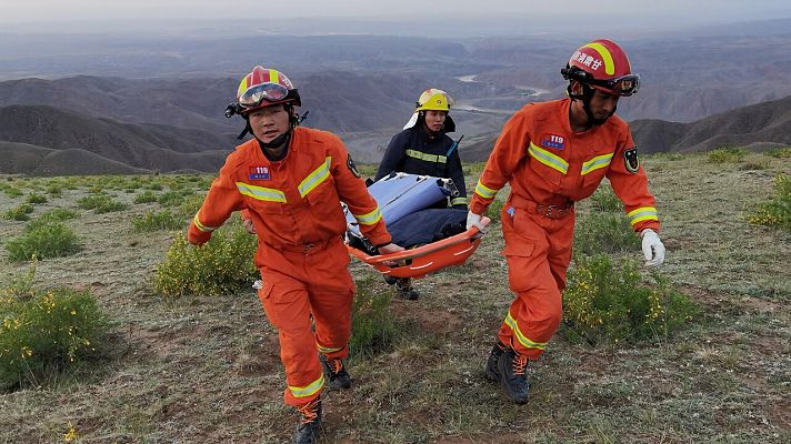 Telediario 1 - La falta de previsión, detrás de la muerte de los corredores en la ultramaratón en China