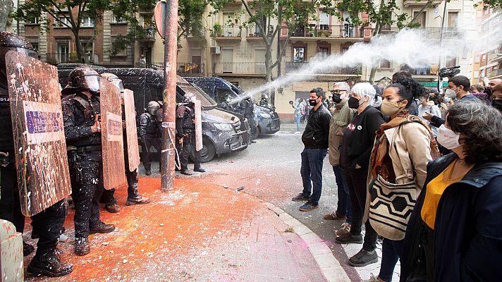 Primer choque del nuevo Govern con la CUP tras un desahucio en Barcelona