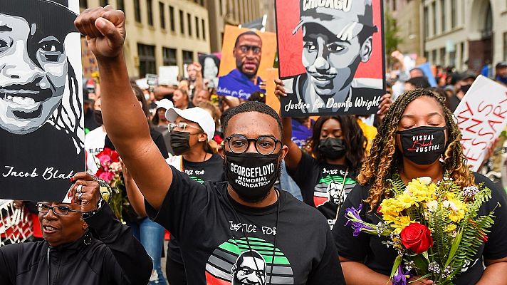 Telediario 1 - Se cumple un año de la muerte de George Floyd a manos de la policía en Estados Unidos