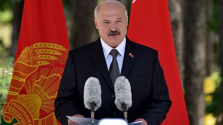 Lukashenko insiste en que cumplió las normas con el avión