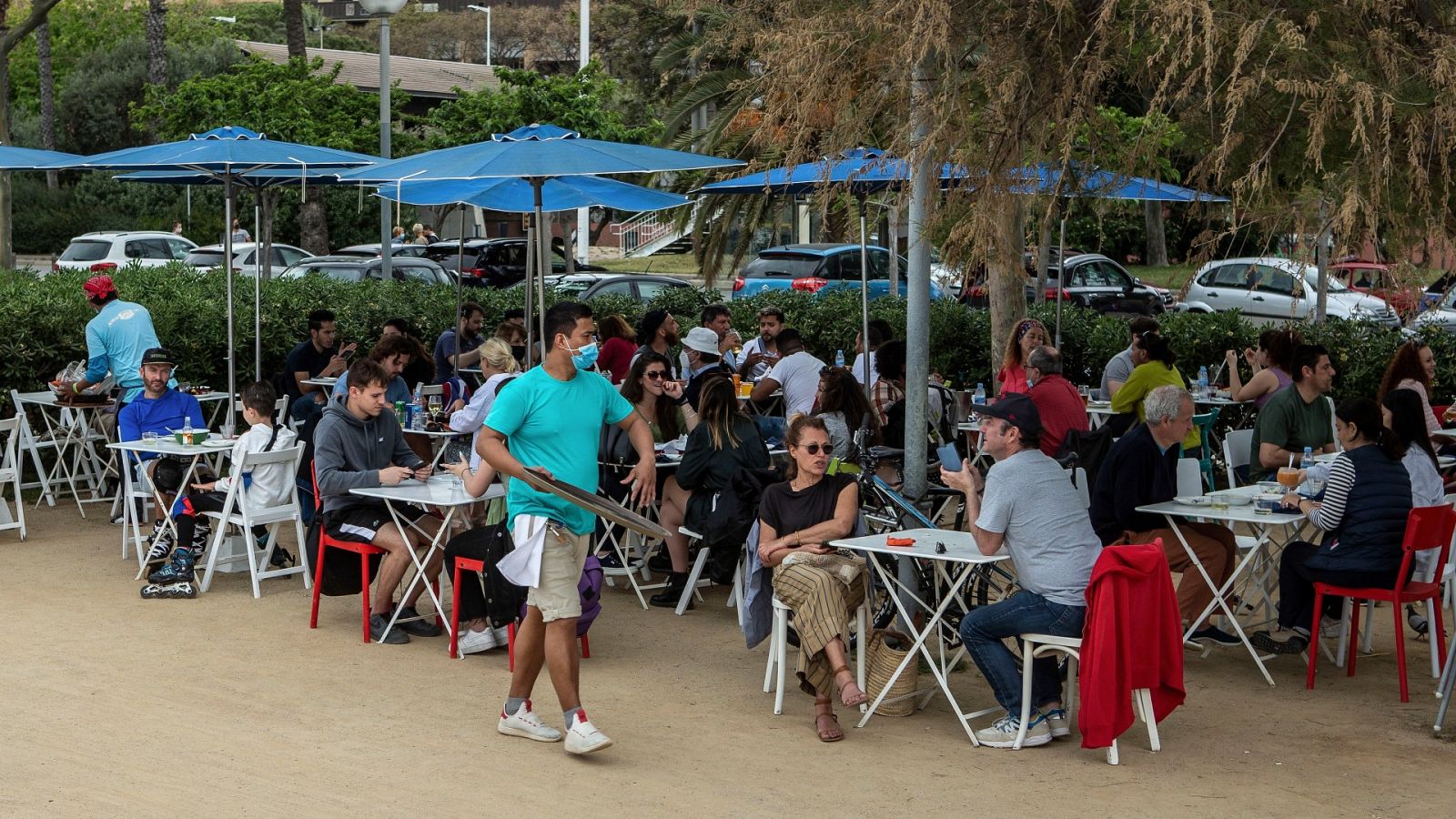 Los ERTE se prorrogarán hasta el 30 de septiembre con incentivos y exoneraciones para las empresas