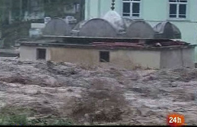 Las fuertes lluvias en Turquía siguen dejando muertos