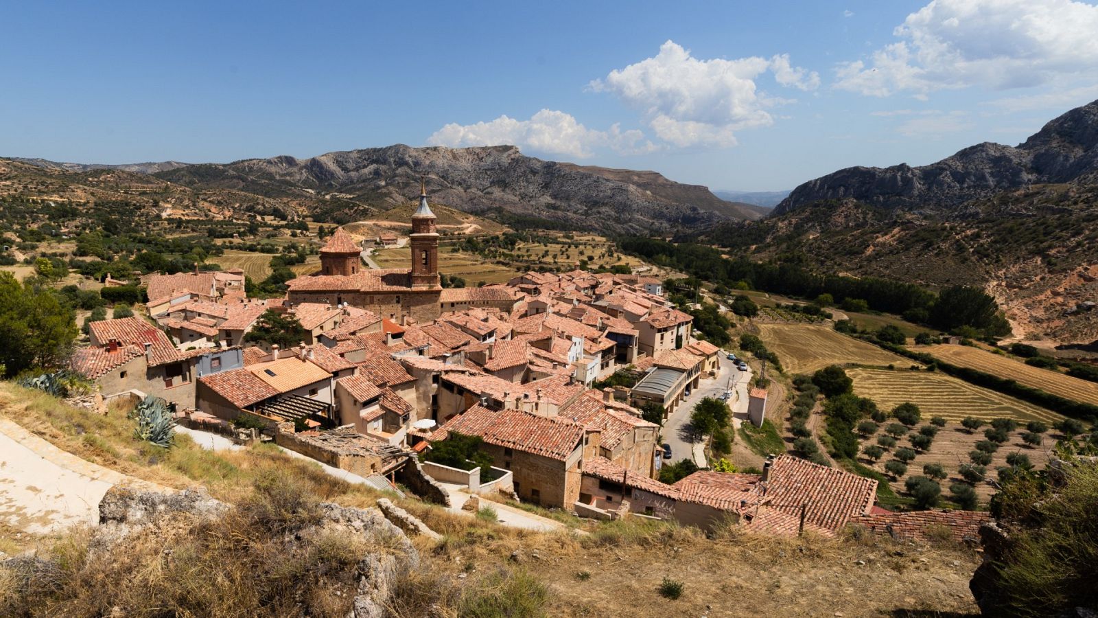 Los jóvenes vuelven al pueblo: "He redescubierto el mundo rural y el sentimiento de comunidad"