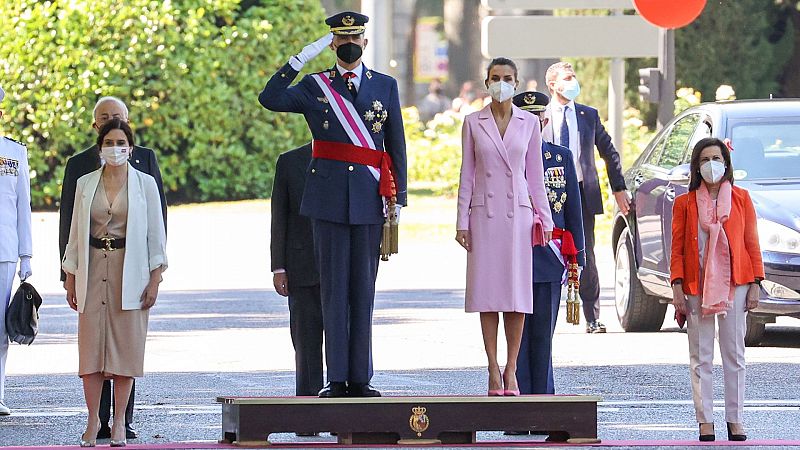 Los reyes presiden en Madrid el Día de las Fuerzas Armadas