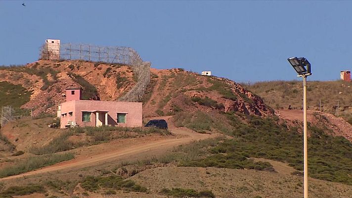 Informe Semanal - Una frontera, dos mundos