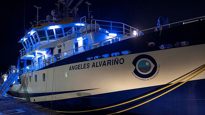 Telediario 1 - El buque con sonar y un robot busca a las niñas desaparecidas junto a su padre en Tenerife