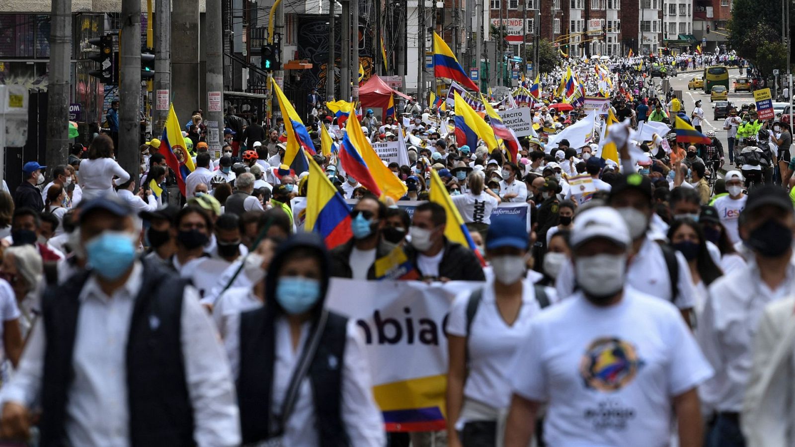 La manifestación 'blanca' en contra de las protestas en Colombia