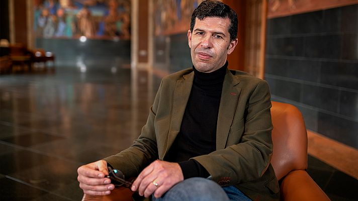 Página Dos - Eduardo Infante, profesor de Filosofía