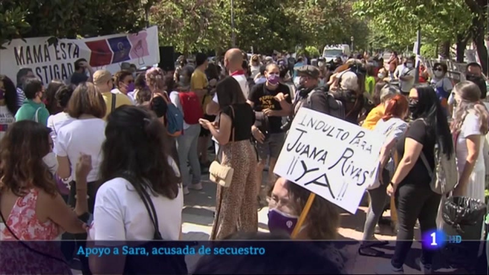 'Mamá está castigada', más de un centenar de personas piden justicia para Sara