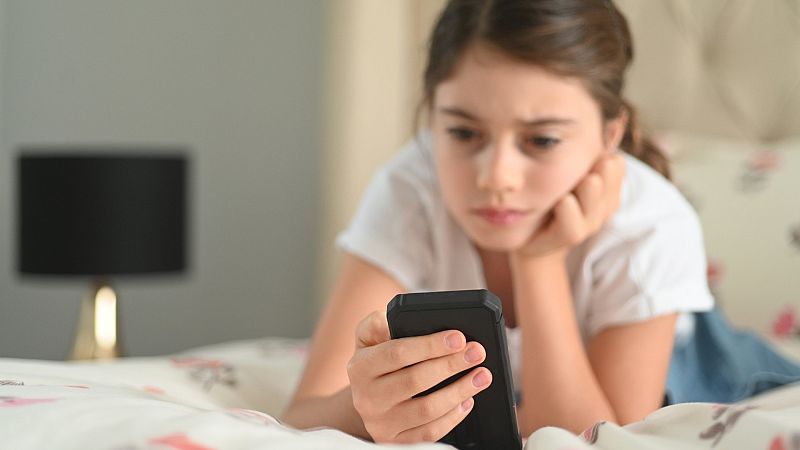 El Supremo tipifica como agresión sexual la obtención de vídeos de una menor bajo intimidación en redes sociales