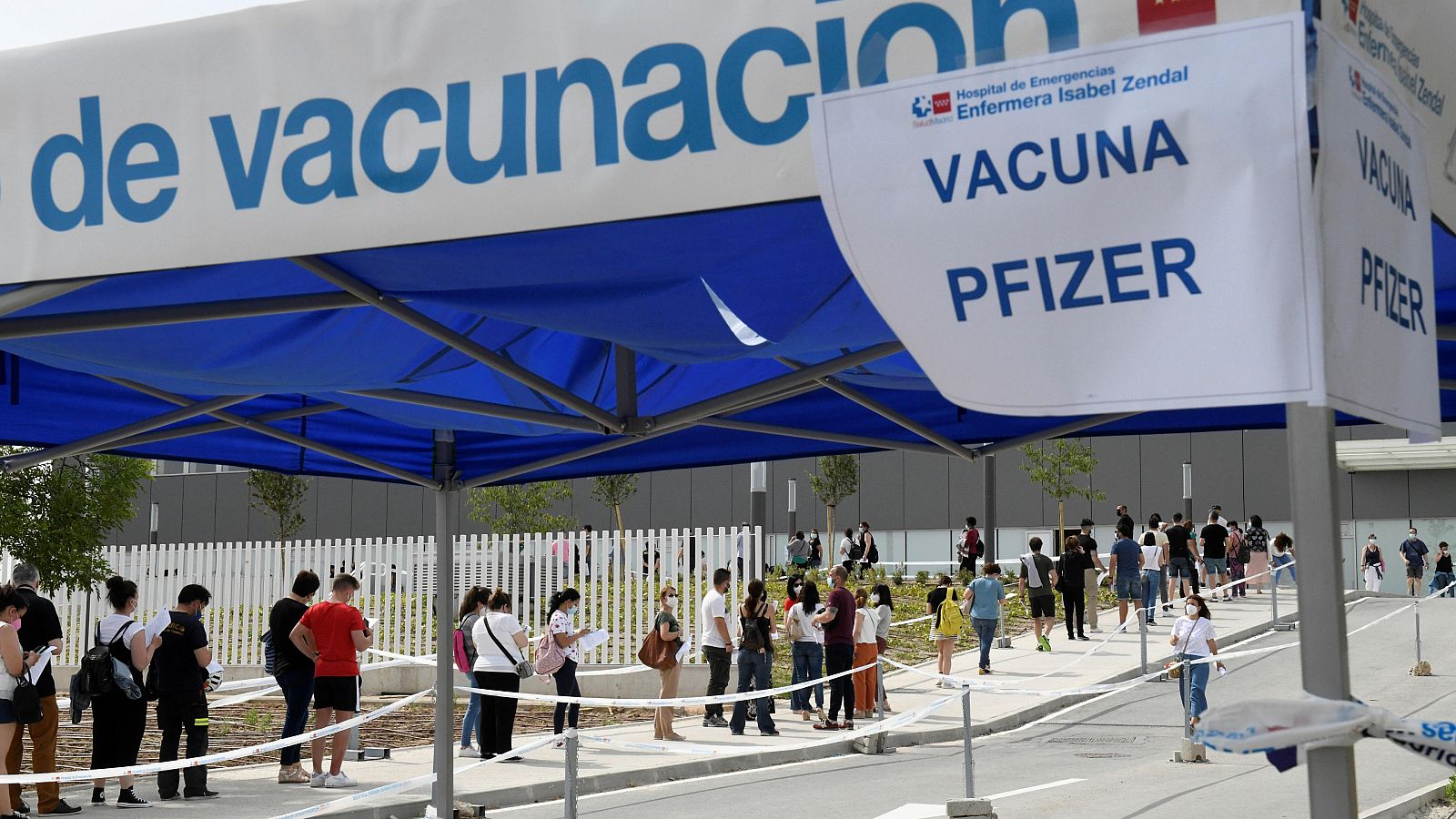 Vacunar a los menores de 39 años sin distinguir franjas de edad - Telediario 1 | Ver