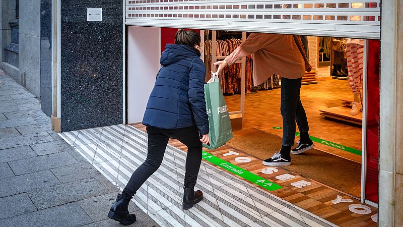 Zonas costeras como Barcelona amplían su horario comercial para aumentar la oferta turística tras la pandemia