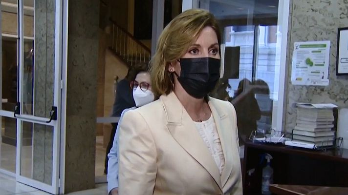 Telediario 1 - Cospedal acude a la comisión del caso 'Kitchen' sin saber que ha sido aplazada por su imputación: "Nadie me había avisado"