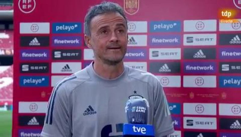 Luis Enrique, sin la capitanía de Ramos: No se compran líderes | Ver