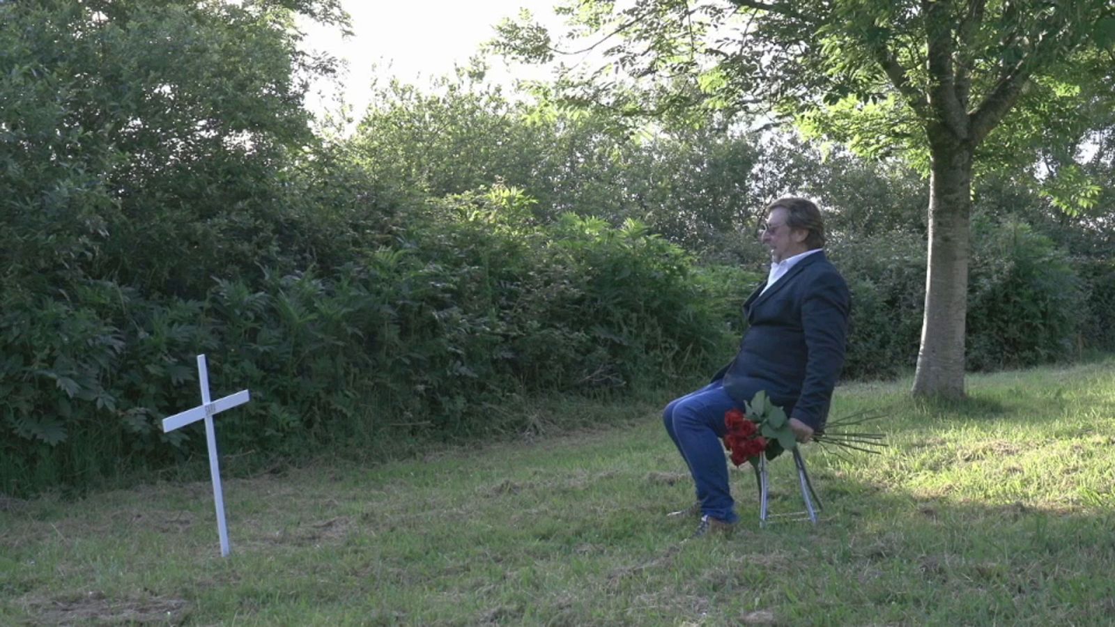 XII Concurso de Cortos RNE - Sara. Un hombre solo - RTVE.es