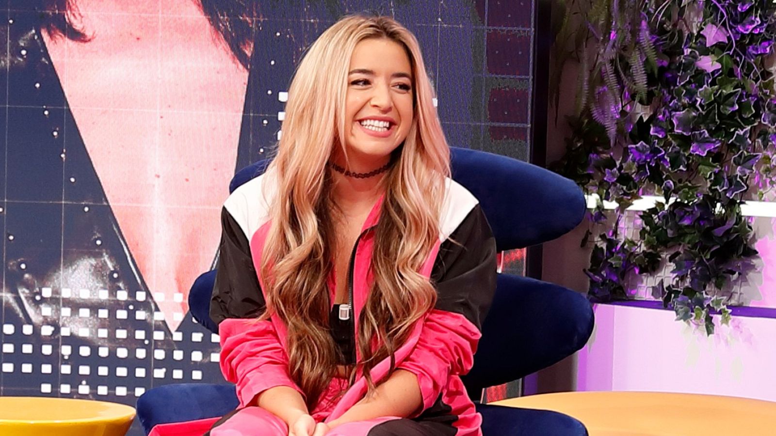 Lola Índigo en 'La Hora de la 1' - La hora de La 1 | Ver