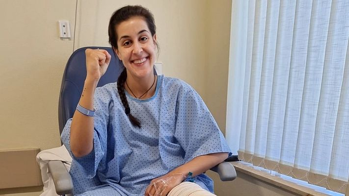 Telediario 1 - Carolina Marín afronta con optimismo la recuperación tras ser operada de la rodilla izquierda