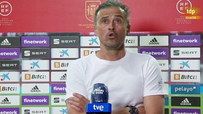 Fútbol - Luis Enrique, sobre Unai Simón: "No mando mensajes, pongo a quien quiero"