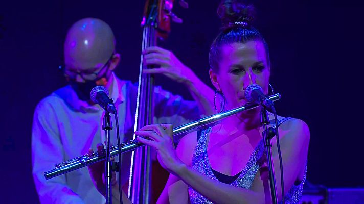 Las noches del Monumental - María Toro, flauta