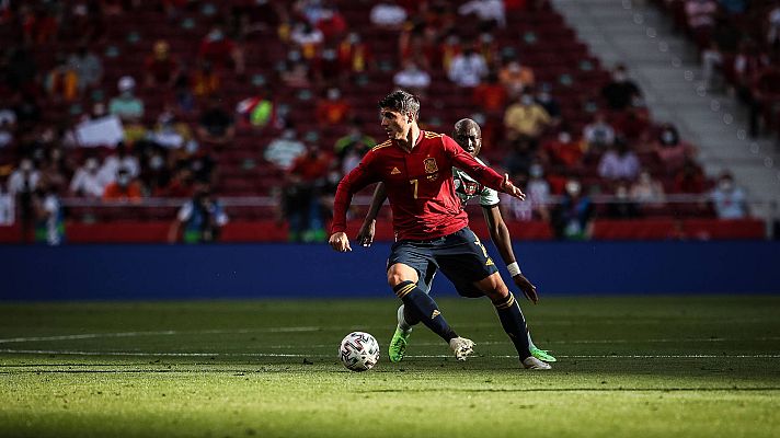 Telediario 1 - El Metropolitano se cebó con Morata por fallar ante Portugal