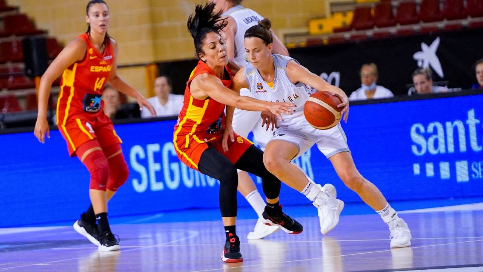 Sufrida victoria de España ante Bélgica en basket