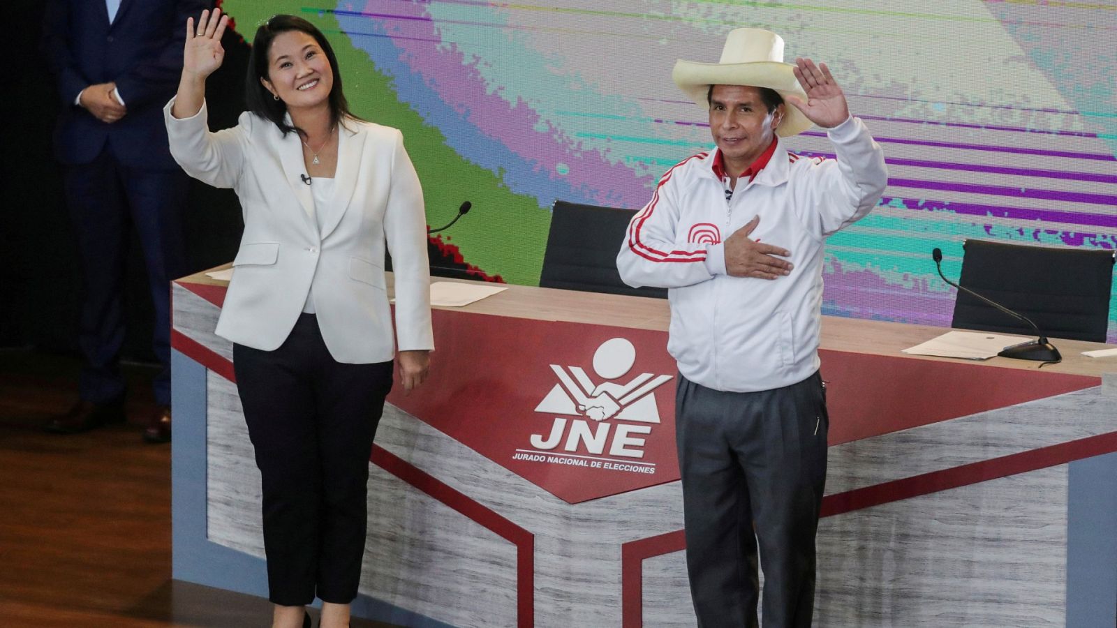 Los últimos preparativos de la segunda vuelta de las elecciones en Perú