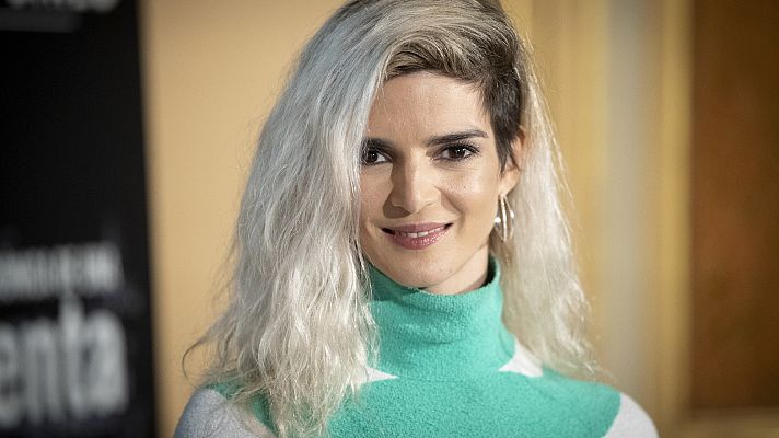 Clara Lago se apunta la moda UpCycling y del reciclaje