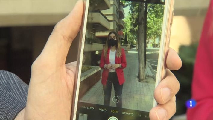 Telediario 1 - La adicción al móvil es cada vez más habitual