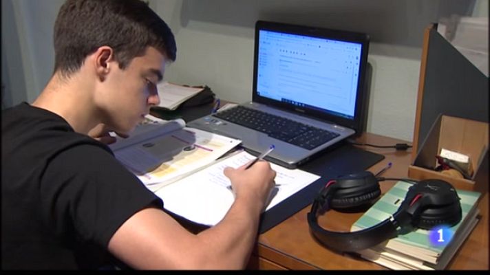 Noticias de Castilla-La Mancha - Fisioteraputas alertan de las malas posturas de los estudiantes