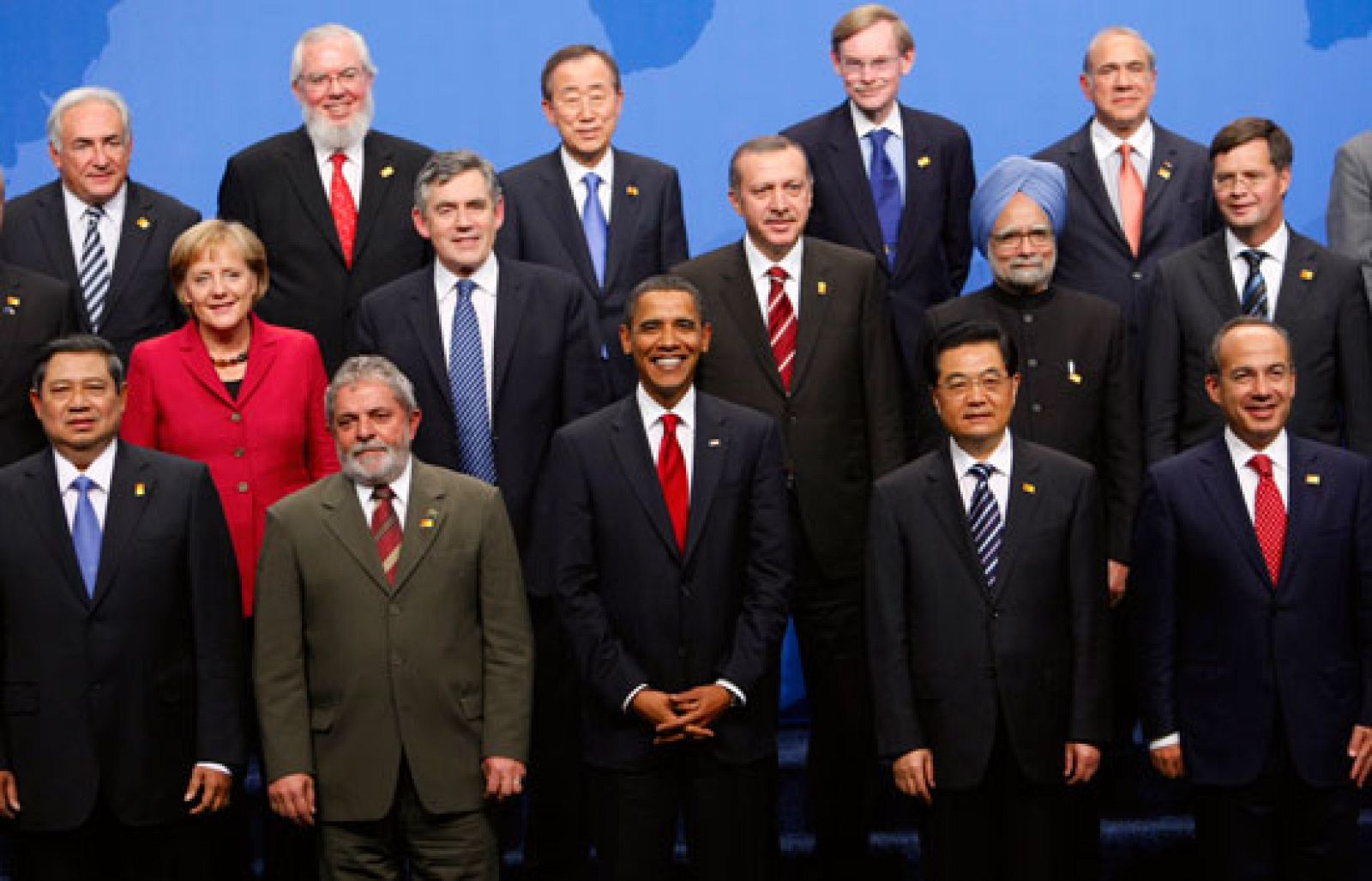 El G-8 anuncia que en adelante tomarán las decisiones junto a los países emergentes del G-20 | Ver