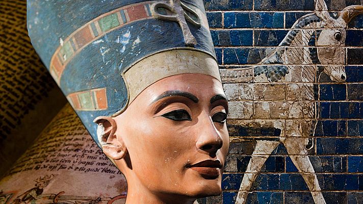 Nefertiti. La reina solitaria - Historias sobre el expolio del arte antiguo