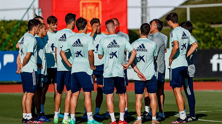 Los jugadores de la selección, aislados en Las Rozas tras el positivo de Sergio Busquets