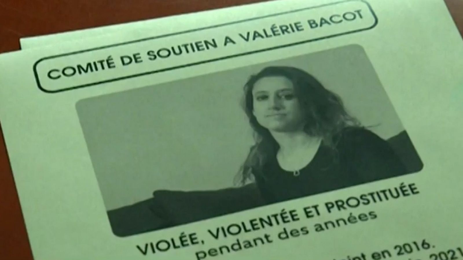 Juicio a una mujer en Francia por matar a su padrastro tras sufrir maltrato durante años