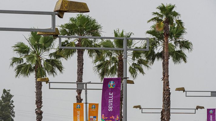 Telediario 1 - Indignación en los aficionados por la falta de información previa de la UEFA sobre las PCR