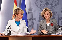 El Gobierno aumenta el IVA y suprime la deducción de los 400 euros