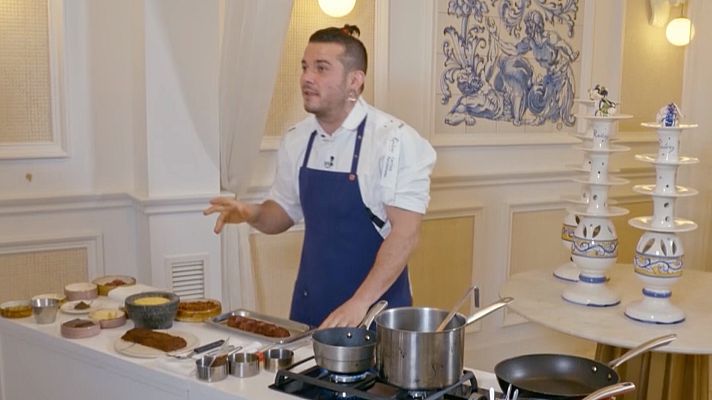 MasterChef - El equipo azul recibe una masterclass de Carlos Maldonado