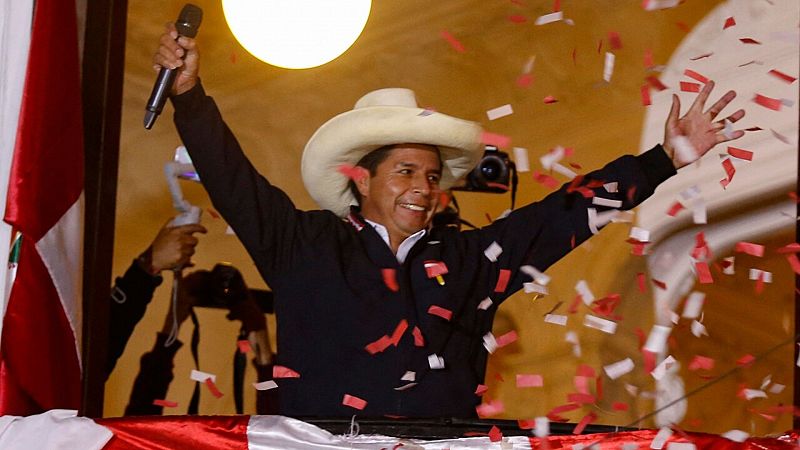 Pedro Castillo se autoproclama ganador de las elecciones en Perú aunque el recuento no ha acabado - Ver ahora