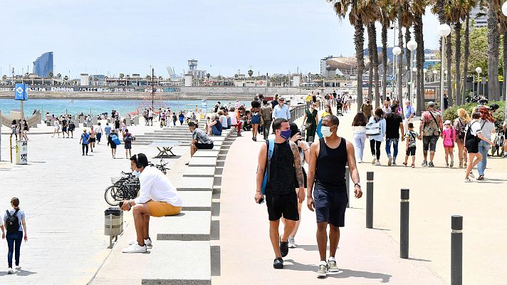 Telediario 1 - El 56% de los españoles percibe que no hubo bastante control en la pandemia