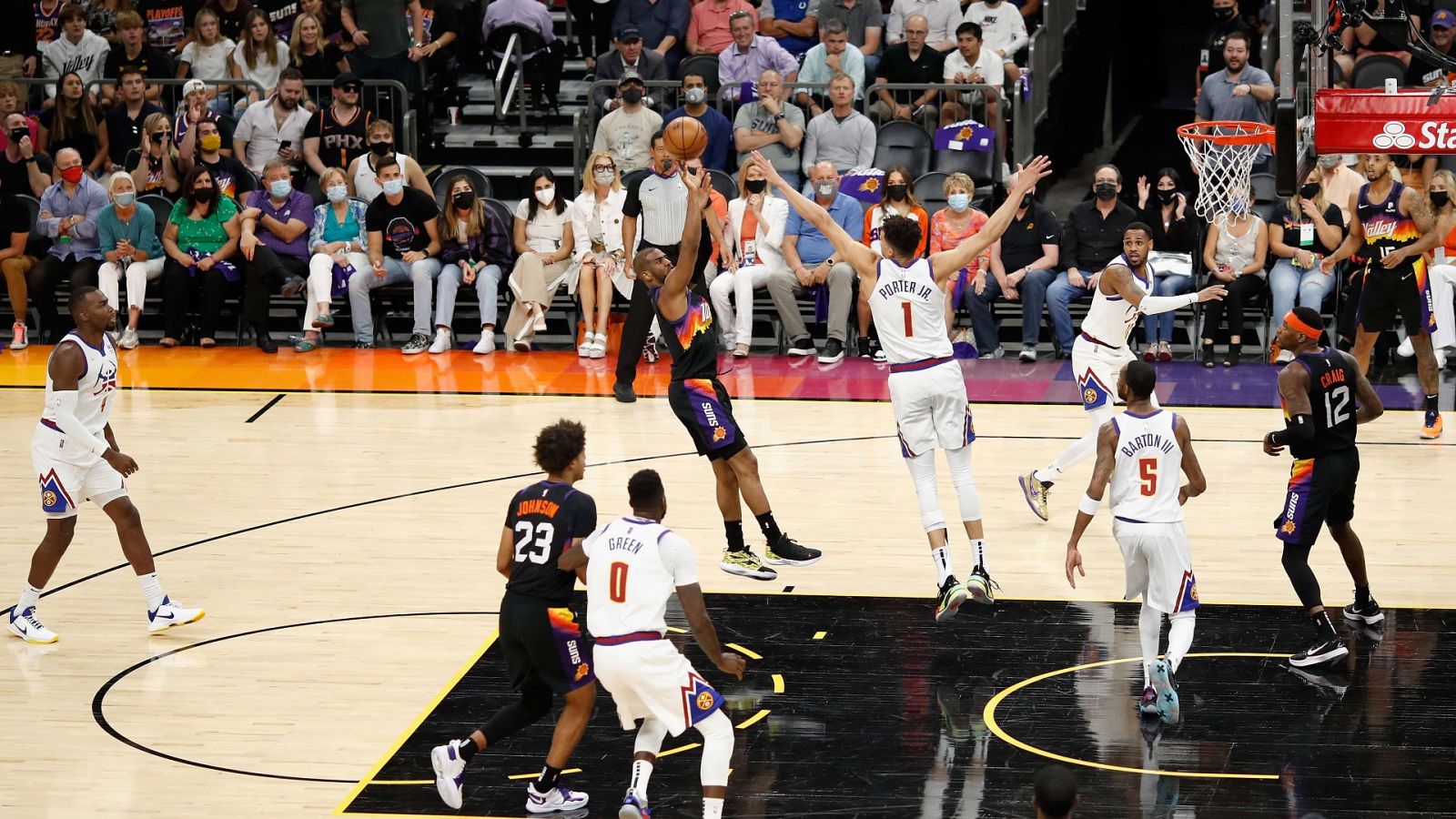 NBA: Phoenix arrasa a Denver por 123-98 en el segundo patido de semifinales de conferencia