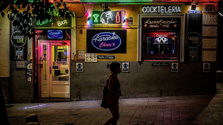 Telediario 1 - Las comunidades ya pueden dejar abrir a las discotecas sin restricciones