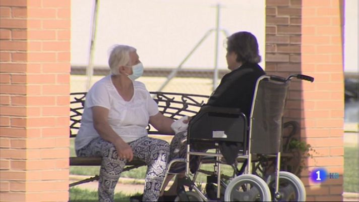 Noticias de Extremadura - Relajan las restricciones en residencias