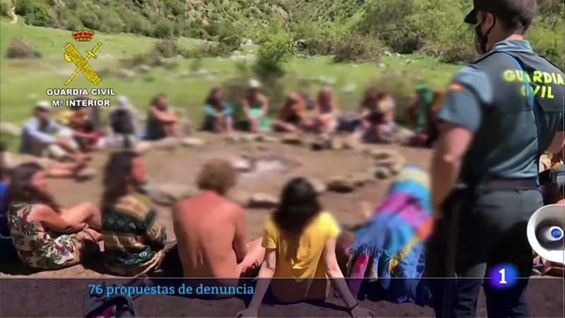 Comuna "hippie" acampada de forma ilegal en un monte de La Rioja 