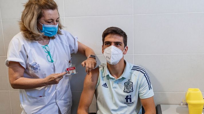 Informativo 24h - El Ejército pone en marcha la vacunación de la Roja